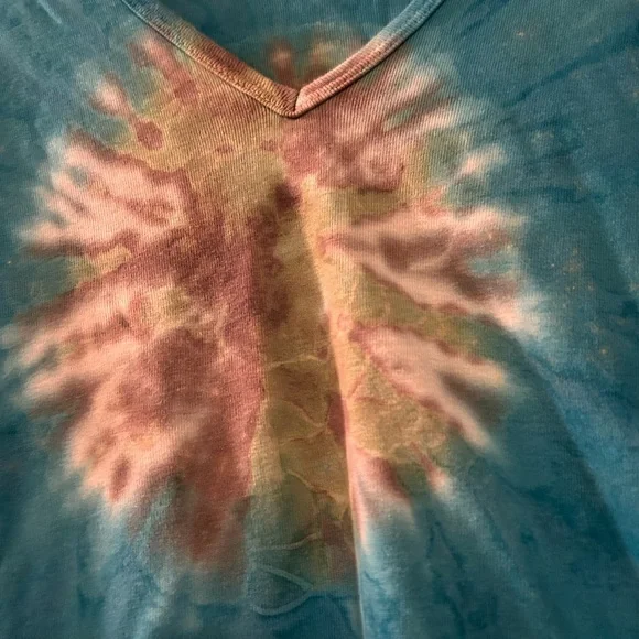 Tryst Blue and White Tie-Dye Long Sleeve Top - Picture 4 of 7